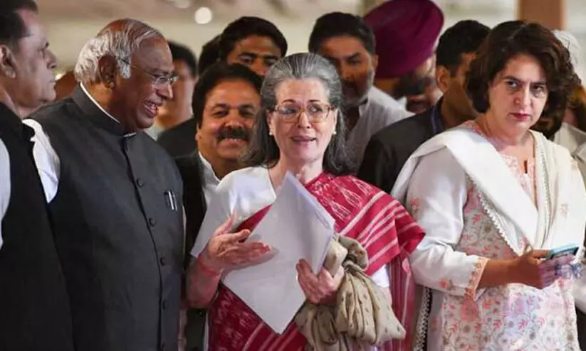 സോണിയാ ഗാന്ധി കോൺഗ്രസ് പാർലമെന്‍ററി പാർട്ടി ചെയർപേഴ്സൺ