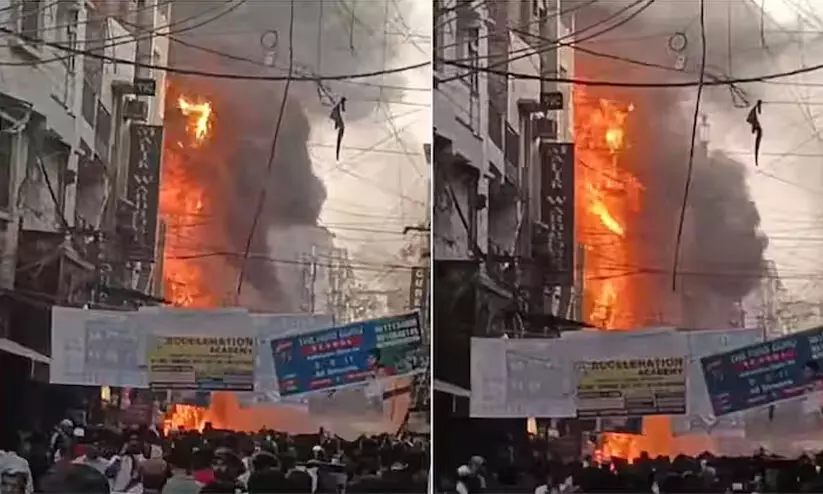 delhi Shaheen Bagh fire