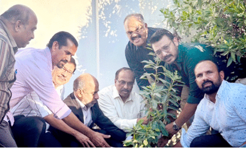 Planting tree in Chaliyar Doha Indian Cultural Center