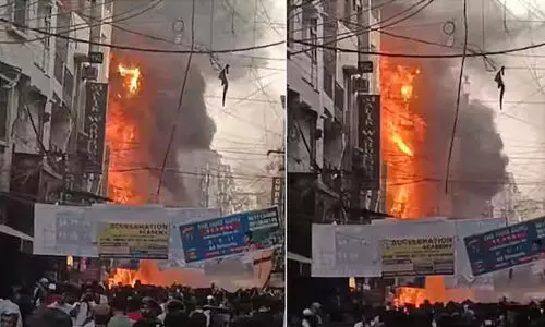 delhi Shaheen Bagh fire