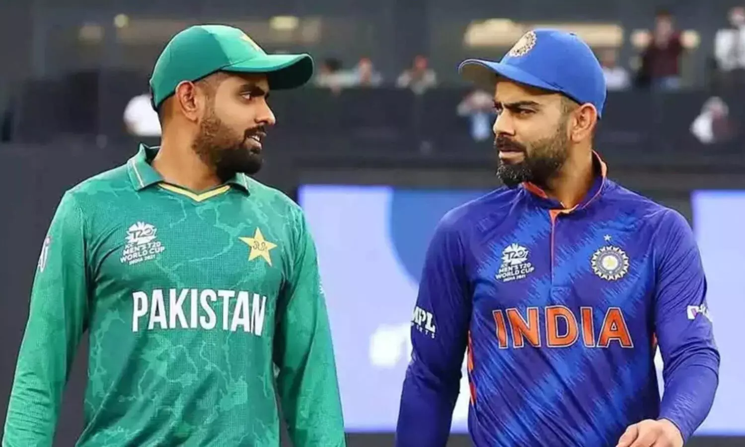 ചെരിപ്പിന്‍റെ അടുത്തുവരാൻ പോലും യോഗ്യതയില്ല! കോഹ്ലി-ബാബർ താരതമ്യത്തെ രൂക്ഷമായി വിമർശിച്ച് മുൻ പാക് താരം