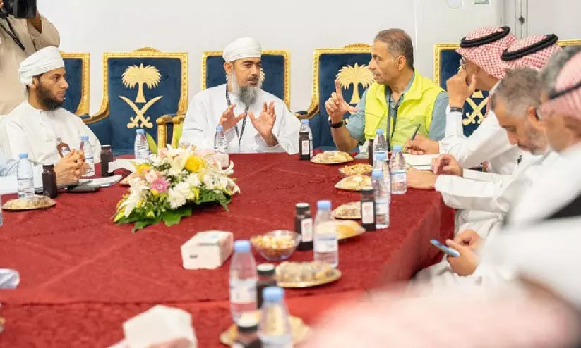 ഹജ്ജ് തീർഥാടകർക്കുള്ള സേവനം അവലോകനം ചെയ്തു ഹജ്ജ് തീർഥാടകർക്കുള്ള സേവനം അവലോകനം ചെയ്തു