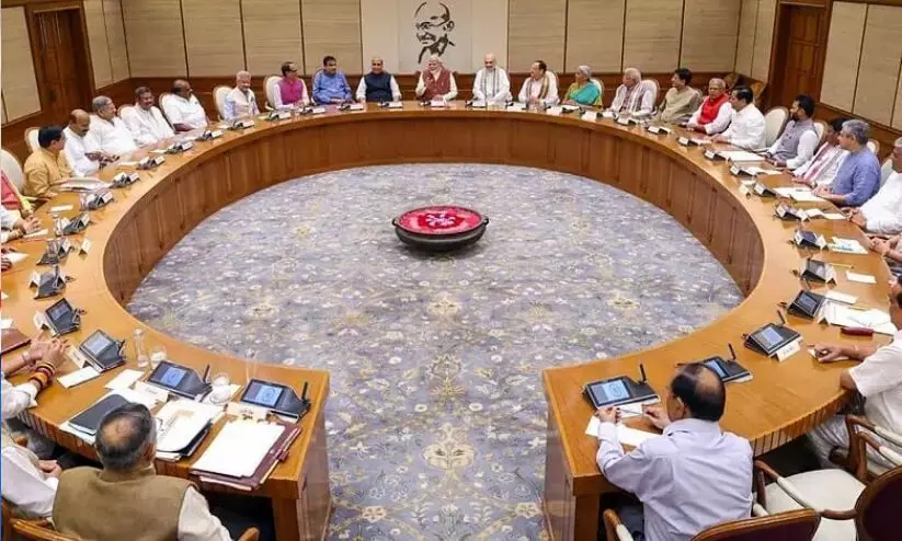 സുരേഷ് ഗോപിക്ക് രണ്ട് വകുപ്പുകൾ; അമിത് ഷാ, രാജ്‍നാഥ് സിങ് തുടരും: പ്രധാന വകുപ്പുകളിൽ മാറ്റമില്ലാതെ മോദി 3.0