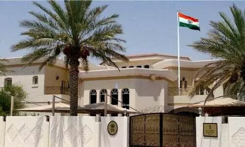 സ്കൂൾ പ്രവേശനം: വ്യാജ സന്ദേശങ്ങളിൽ വീഴരുതെന്ന് എംബസി സ്കൂൾ പ്രവേശനം: വ്യാജ സന്ദേശങ്ങളിൽ വീഴരുതെന്ന് എംബസി