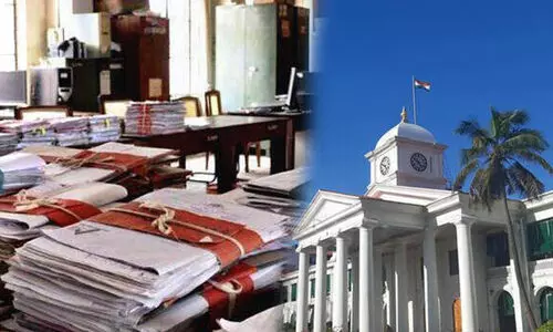 സെക്രട്ടേറിയറ്റിൽ തീർപ്പാക്കാൻ 2,99,425 ഫയലുകൾ