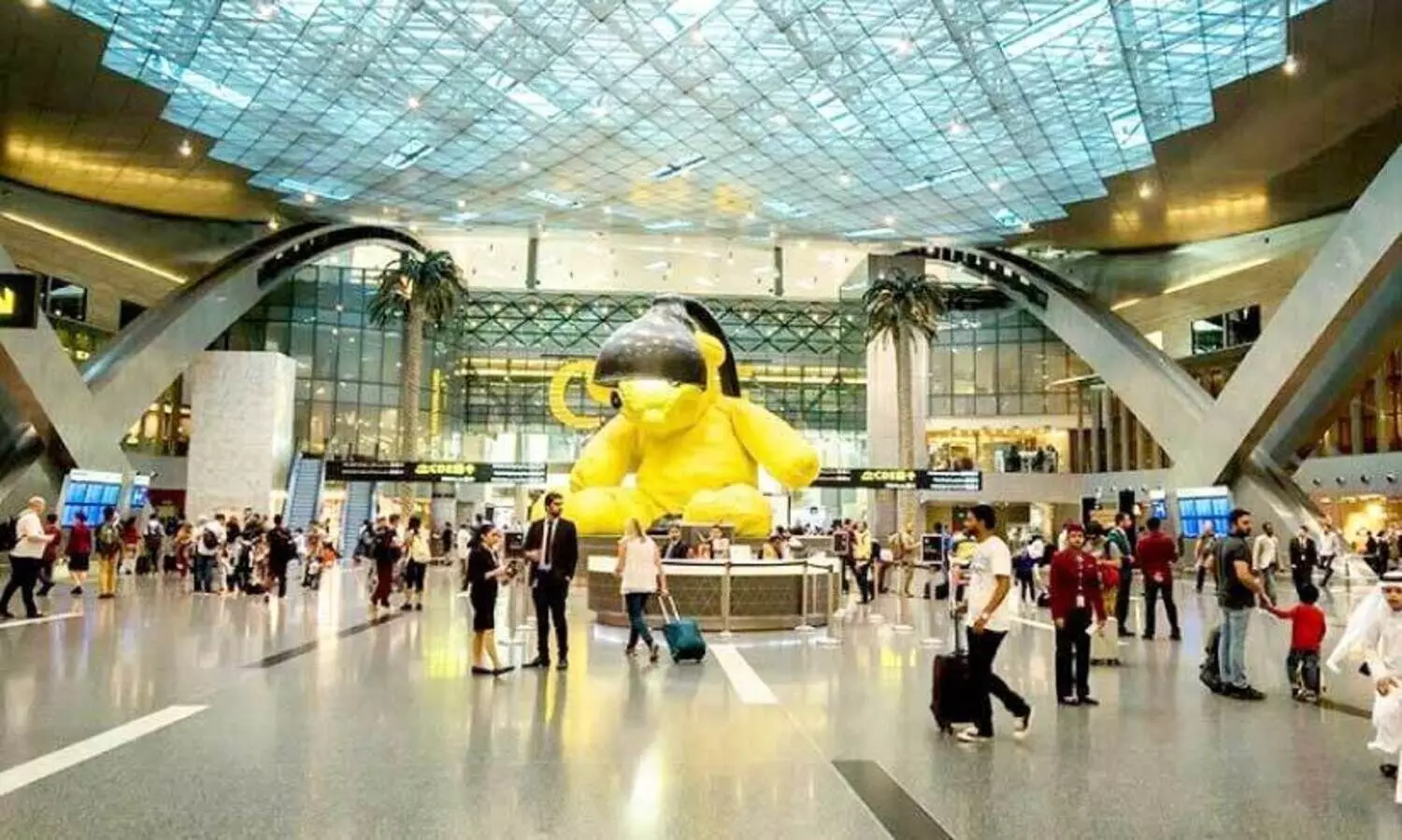 പെ​രു​ന്നാ​ൾ തി​ര​ക്ക്​; നി​ർ​ദേ​ശ​ങ്ങ​ളു​മാ​യി വി​മാ​ന​ത്താ​വ​ള അ​ധി​കൃ​ത​ർ