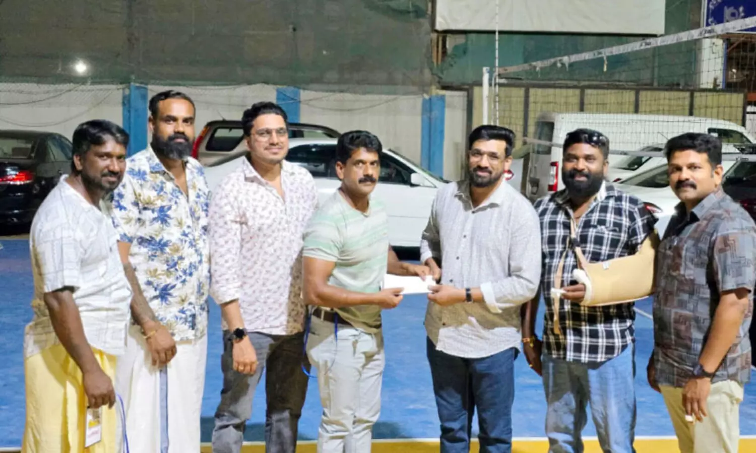 അ​പ​ക​ട​ത്തി​നി​ര​യാ​യ അം​ഗ​ത്തി​ന് കെ.​പി.​എ​യു​ടെ കൈ​ത്താ​ങ്ങ്