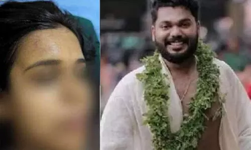 വീട്ടുകാർക്കൊപ്പം പോകില്ലെന്ന് പന്തീരാങ്കാവിലെ യുവതി; പൊലീസ് തിരികെ ഡൽഹിയിലേക്ക് കയറ്റിവിട്ടു