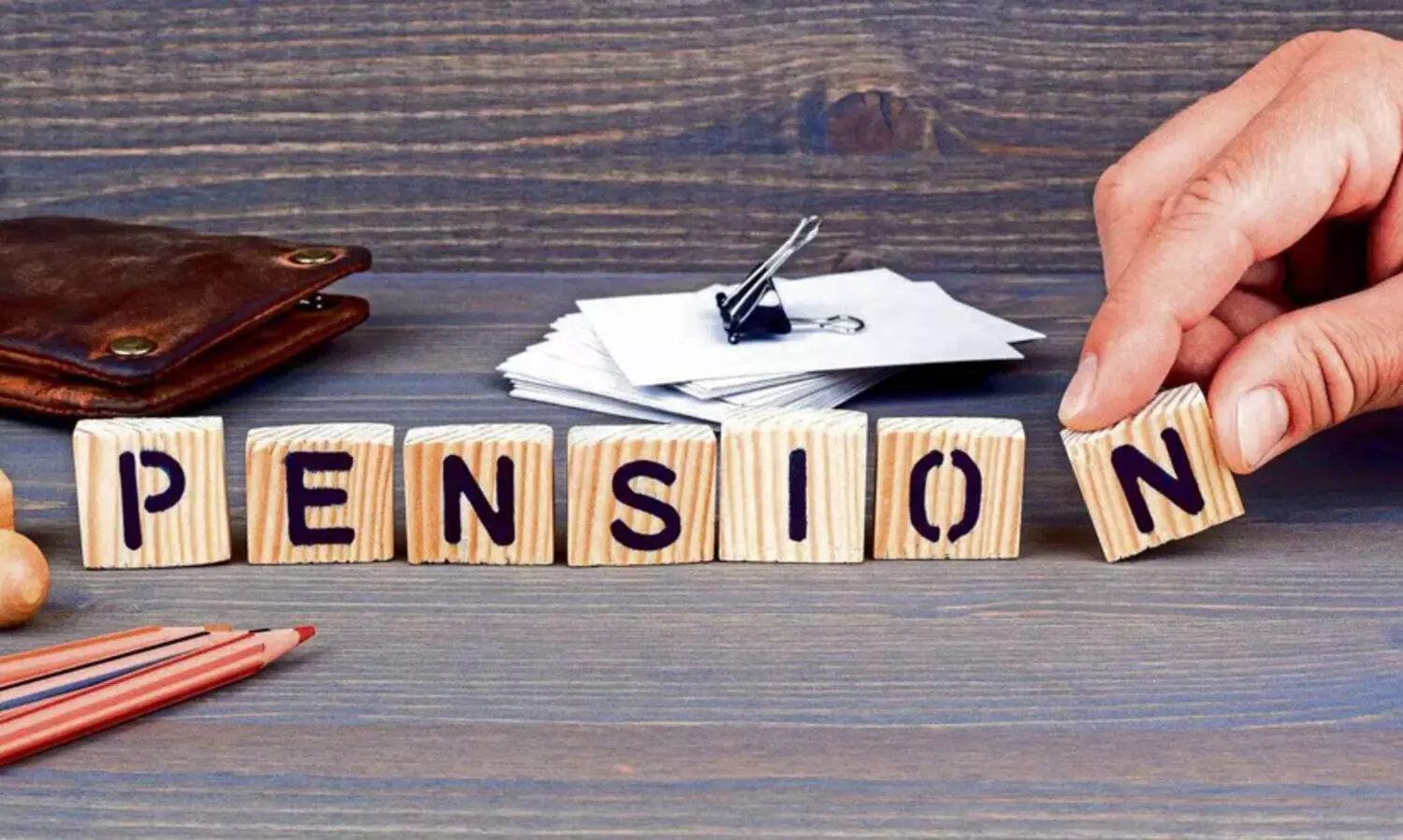 കേന്ദ്ര ജീവനക്കാർക്ക് പുതിയ പെൻഷൻ പദ്ധതി; 2025 ഏപ്രിൽ ഒന്നിന് നിലവിൽവരും