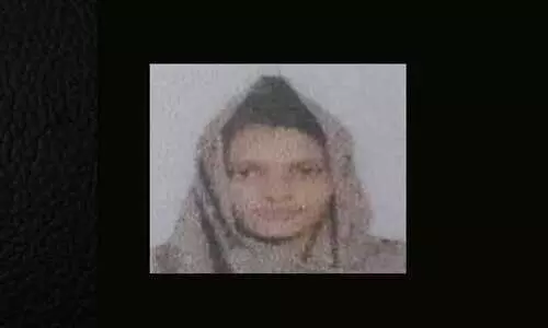 സ്കൂട്ടറും ബസും കൂട്ടിയിടിച്ച് യുവതി മരിച്ചു; സഹയാത്രികക്ക് ഗുരുതര പരിക്ക്