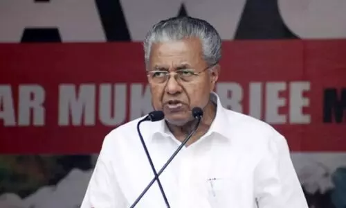 ​മുഖ്യമന്ത്രി ഇരുമ്പുമറക്കുള്ളിൽ; മേയറുടെ പ്രവർത്തനം അപക്വം