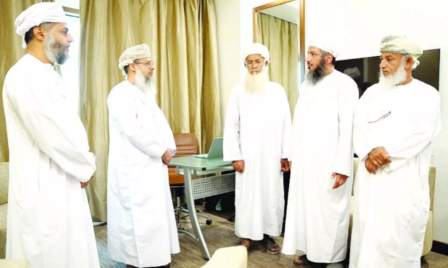 ക​ർ​മനി​ര​ത​രാ​യി ഒ​മാ​നി ഹ​ജ്ജ്​ മി​ഷ​ൻ അം​ഗ​ങ്ങ​ൾ