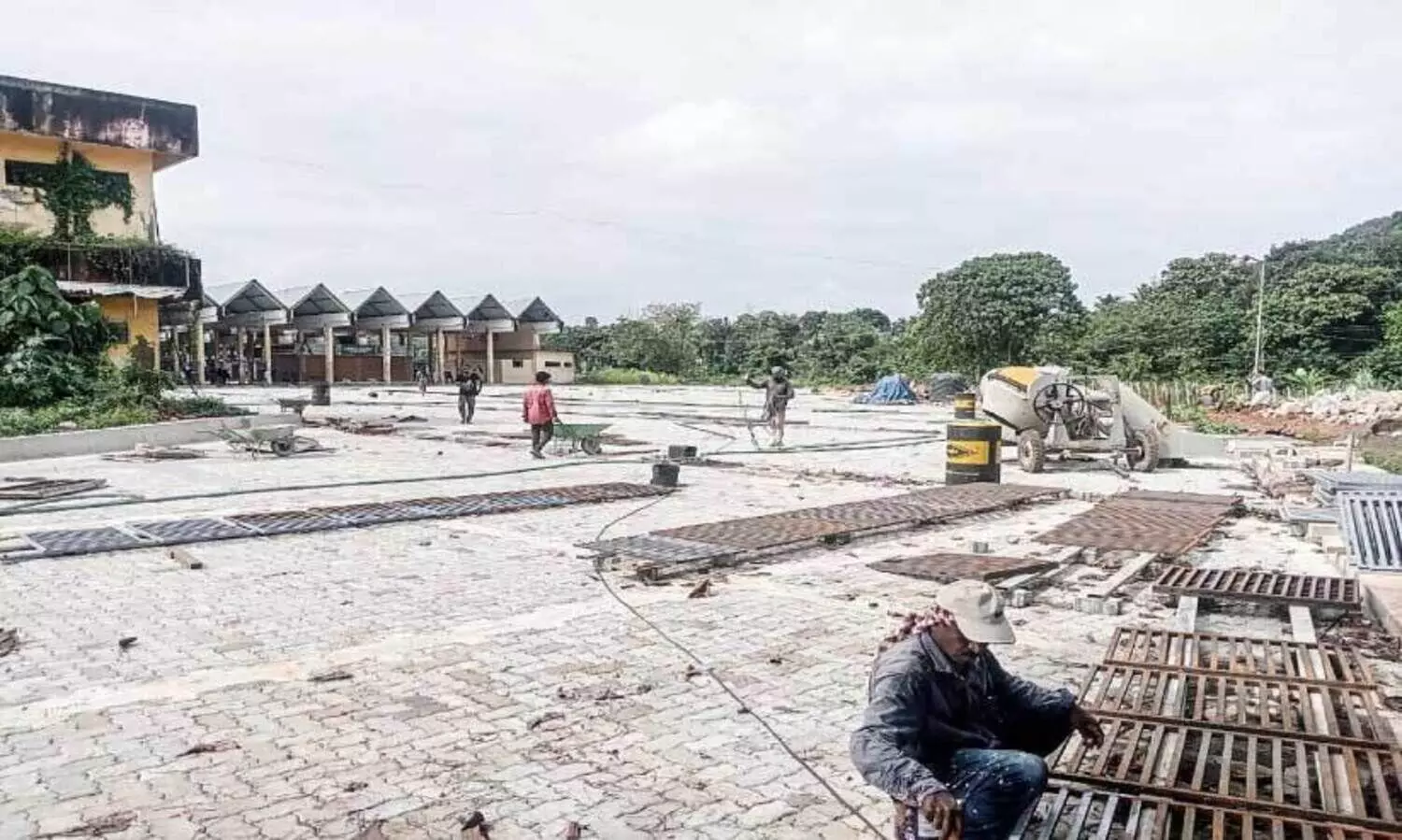 പത്തനംതിട്ട സ്വകാര്യ ബസ്​സ്റ്റാൻഡ്​​ യാർഡ്​ നിർമാണം രണ്ടാംഘട്ടത്തിലേക്ക്​