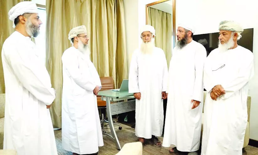 കർമനിരതരായി ഒമാനി ഹജ്ജ് മിഷൻ അംഗങ്ങൾ കർമനിരതരായി ഒമാനി ഹജ്ജ് മിഷൻ അംഗങ്ങൾ