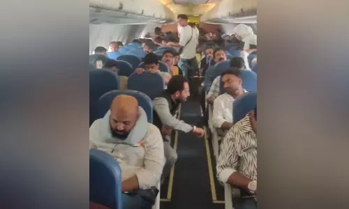 യാത്രക്കാരെ ദുരിതത്തിലാക്കി എയർഇന്ത്യ എക്സ്പ്രസ്