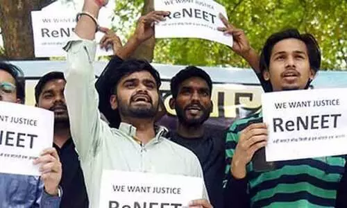 നീറ്റ് പരീക്ഷ: ഗ്രേസ് മാർക്ക് റദ്ദാക്കിയിട്ടും വിദ്യാർഥികളുടെ ആശങ്ക അവസാനിക്കുന്നില്ല നീറ്റ് പരീക്ഷ: ഗ്രേസ് മാർക്ക് റദ്ദാക്കിയിട്ടും വിദ്യാർഥികളുടെ ആശങ്ക അവസാനിക്കുന്നില്ല