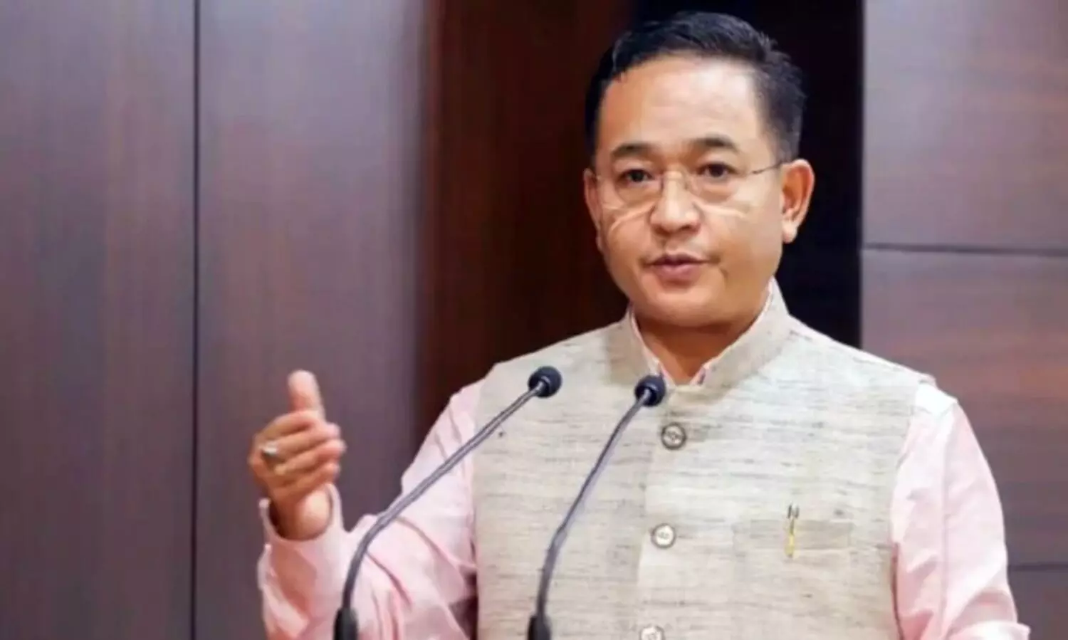 ജയിച്ചത് രണ്ടിടത്ത്; സിക്കിം മുഖ്യമന്ത്രി ഒരു മണ്ഡലം ഒഴിയും