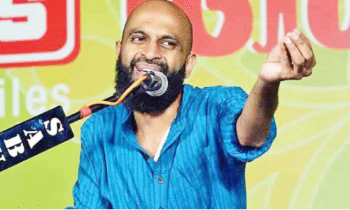 ഗാ​യ​ക​ൻ അ​ലോ​ഷി