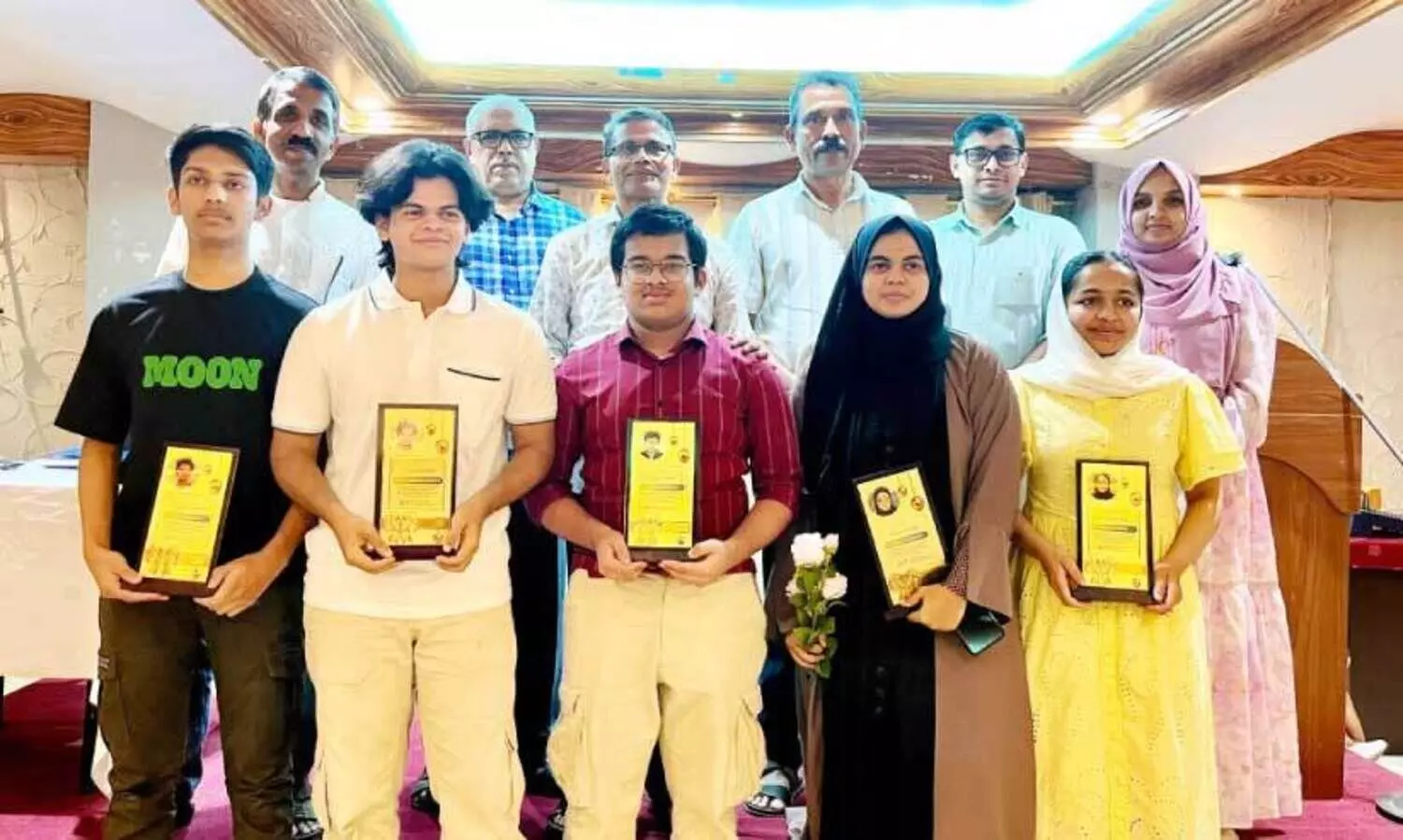 students honouring ceremony