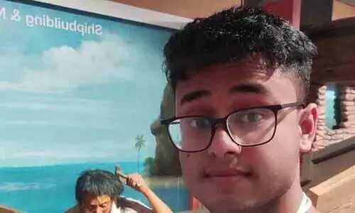 ഖരഗ്പൂർ ഐ.ഐ.ടി വിദ്യാർഥിയുടെ കഴുത്തിൽ കുത്തേറ്റതിന്റെയും വെടിയേറ്റതിന്റെയും അടയാളങ്ങൾ; രണ്ടാമത്തെ പോസ്റ്റ്മോർട്ടം റിപ്പോർട്ട് പുറത്ത്