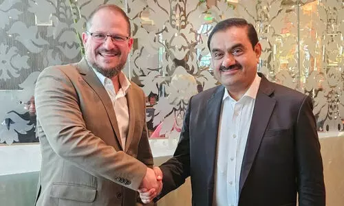 ക്വാൽകോമിനും അദാനിക്കും ഒരു തൊഴിലവസരം സൃഷ്ടിക്കുന്നതിന് സർക്കാർ സബ്സിഡി നൽകുന്നത് 3.2 കോടി!; ശ്രദ്ധേയമായി കുറിപ്പ്