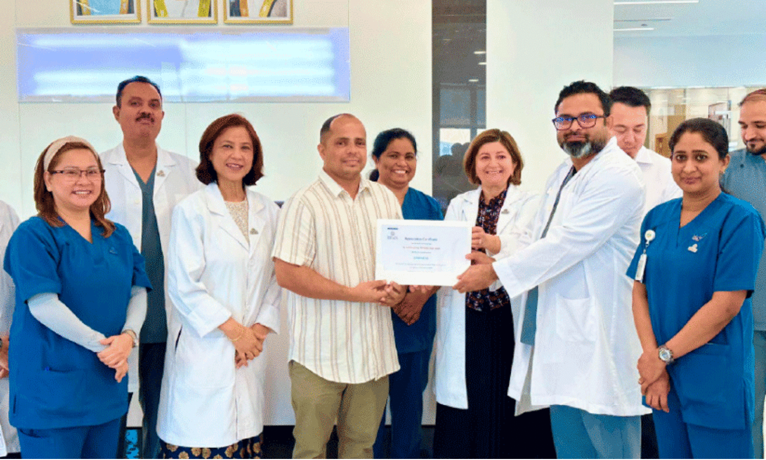 കൈ​ൻ​ഡ്നെ​സ്​ ബ്ല​ഡ് ഡൊ​ണേ​ഷ​ൻ ടീ​മി​ന്​ പ്ര​ശം​സാ​പ​ത്രം