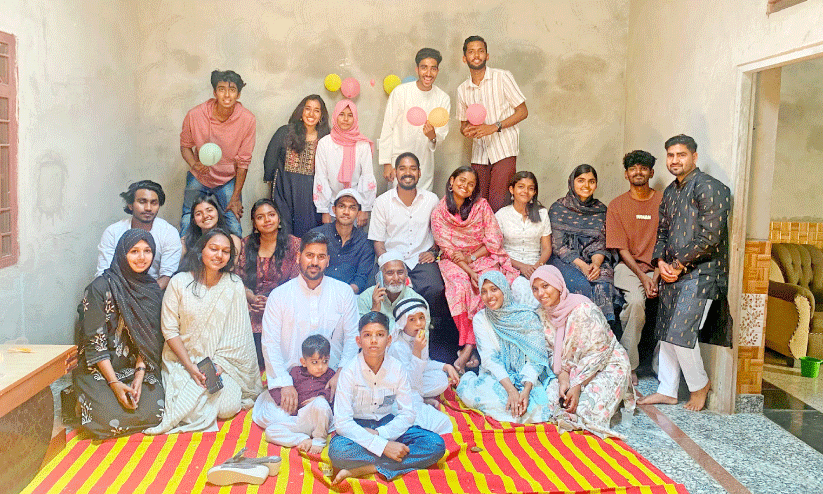 ബന്ദർസിന്ധ്രിയിലെ ഈദോർമകൾ