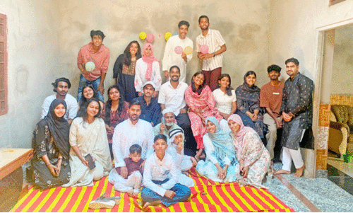 ബന്ദർസിന്ധ്രിയിലെ ഈദോർമകൾ