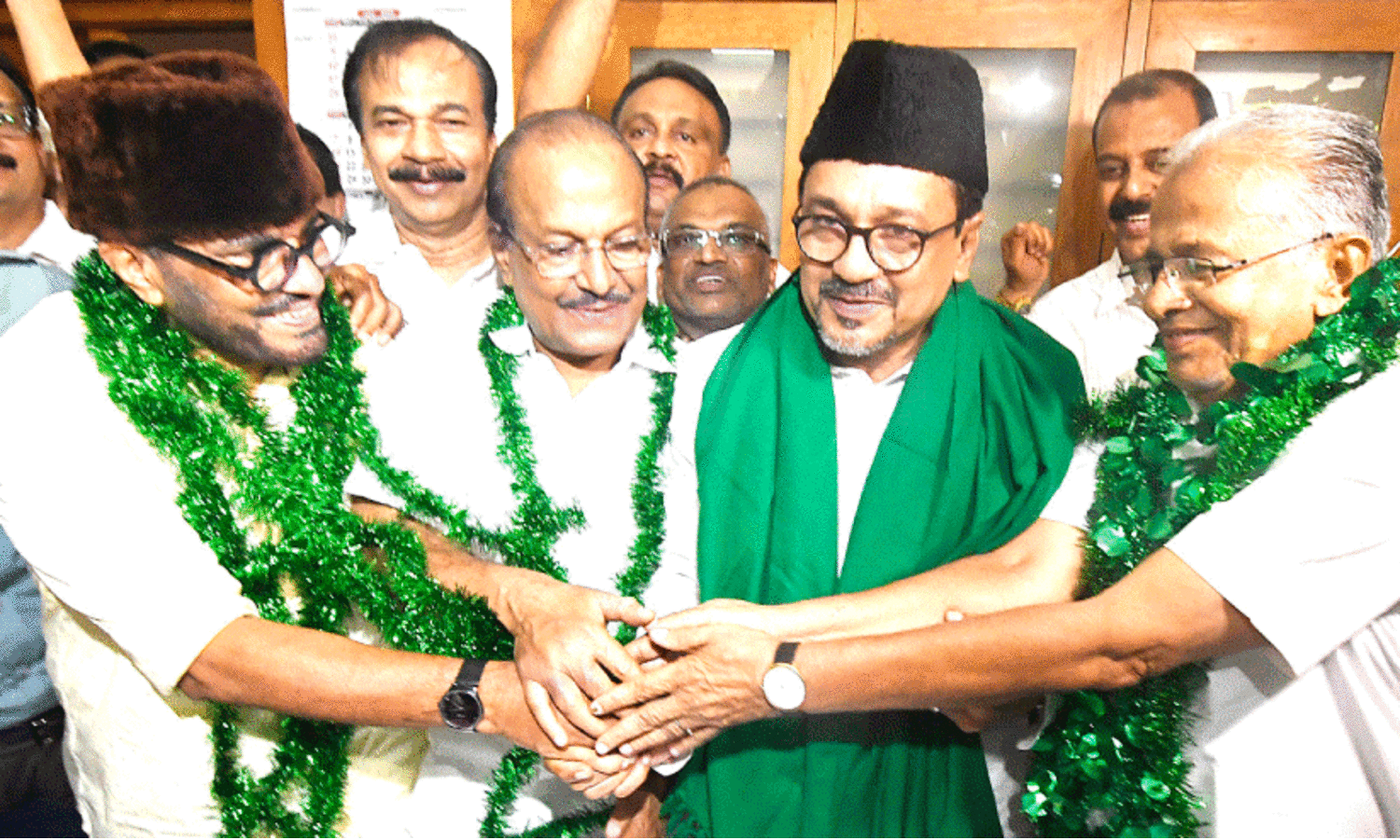 വിജയപ്പെരുന്നാളുകാർ...