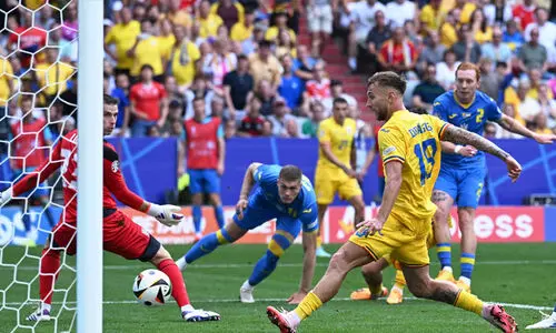 യുക്രെയ്നെ എതിരില്ലാത്ത മൂന്ന് ഗോളിന് തകർത്ത് റുമേനിയ