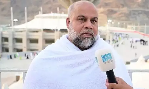 Palestinian journalist wael Dahdouh completes Hajj for his late wife