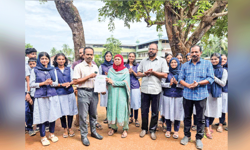 ആവോളം അക്ഷര മധുരം ആവോളം അക്ഷര മധുരം