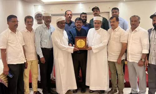 യാ​ത്ര​യ​യ​പ്പ് ന​ൽ​കി