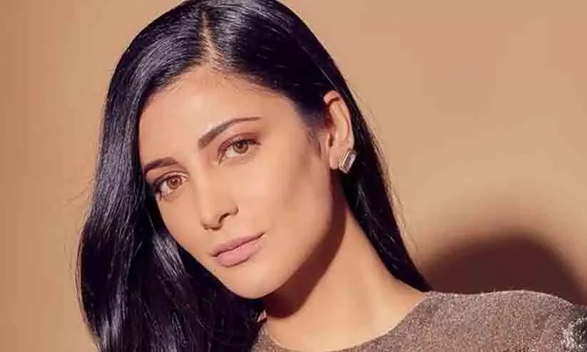 Fan asks Shruti Haasan to ‘say something in South Indian accent’, actor hits back