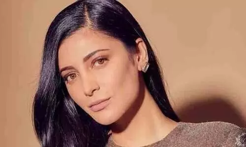 Fan asks Shruti Haasan to ‘say something in South Indian accent’, actor hits back