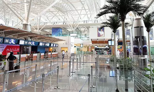 സ​ലാ​ല​യി​ലേ​ക്ക്​ നേ​രി​ട്ട്​ വി​മാ​ന സ​ർ​വി​സ്​: ജി.​സി.​സി​യി​ൽ​നി​ന്ന് സ​ഞ്ചാ​രി​ക​ൾ ഒ​ഴു​കും