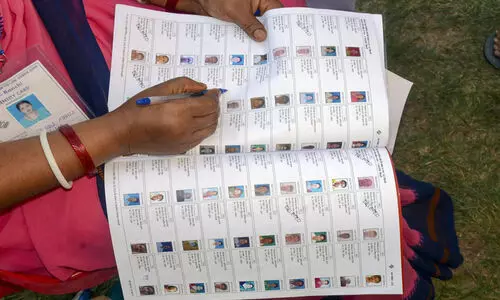 ജമ്മു-കശ്മീരിൽ തെരഞ്ഞെടുപ്പ് സന്നാഹം; വോട്ടർ പട്ടിക പുതുക്കാനുള്ള നിർദേശം പുറപ്പെടുവിച്ചു