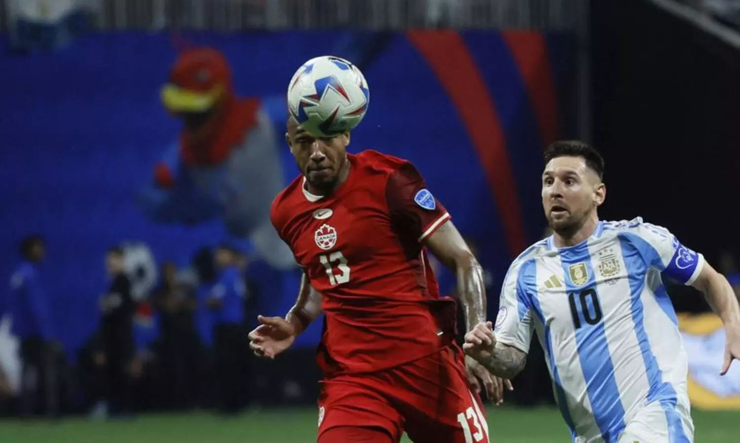 അർജന്റീനക്കെതിരായ മത്സരത്തിന് പിന്നാലെ കളിക്കാരന് സമൂഹമാധ്യമങ്ങളിലൂടെ വംശീയാധിക്ഷേപം;  അന്വേഷണവുമായി കാനഡ