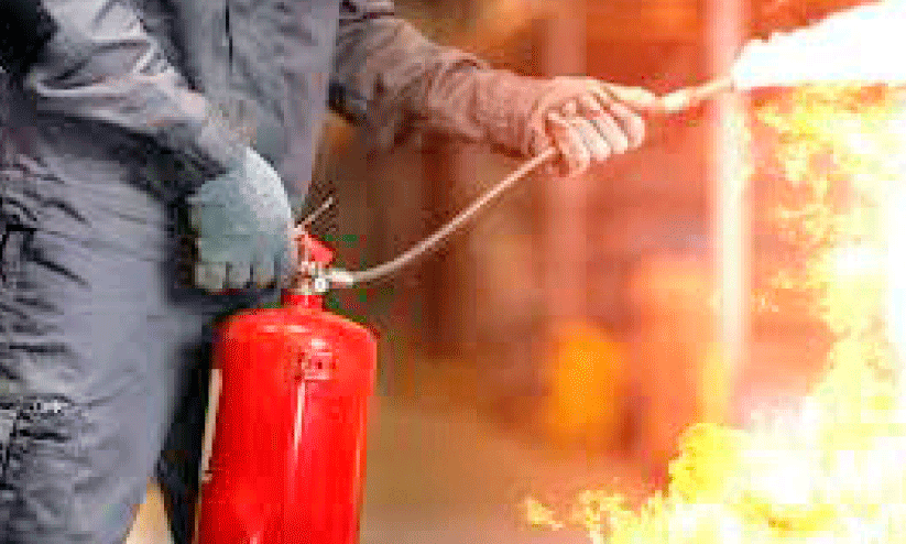 ര​ണ്ടി​ട​ത്ത് തീ​പി​ടി​ത്തം