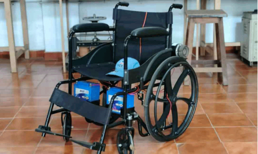 Brain Control wheelchair developed by Younus College of Engineering students Brain Control wheelchair developed by Younus College of Engineering students