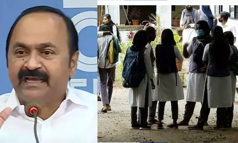 പ്ലസ് വണ് പ്രതിസന്ധിയില് ശക്തമായ സമരം നടത്തുമെന്ന് വി.ഡി. സതീശൻ പ്ലസ് വണ് പ്രതിസന്ധിയില് ശക്തമായ സമരം നടത്തുമെന്ന് വി.ഡി. സതീശൻ