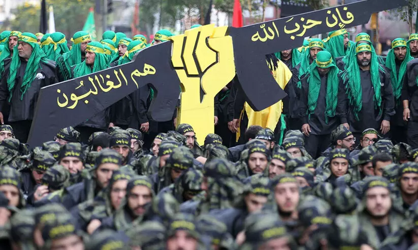 ഇസ്രായേലുമായുള്ള യുദ്ധം; ഹിസ്ബുല്ലക്കൊപ്പം അണിചേരാനൊരുങ്ങി ആയിരങ്ങൾ