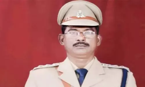 വനിത കോൺസ്റ്റബിളിനൊപ്പം ഹോട്ടൽ മുറിയിൽ കണ്ടെത്തിയ സംഭവം; ഡെപ്യൂട്ടി സൂപ്രണ്ടിനെ കോൺസ്റ്റബിളായി തരംതാഴ്ത്തി