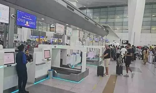 ദുബൈയിലേക്കുള്ള വിമാനത്തിൽ ബോംബ് ഭീഷണി; തമാ​ശക്ക് ചെയ്തതെന്ന് 13കാരൻ