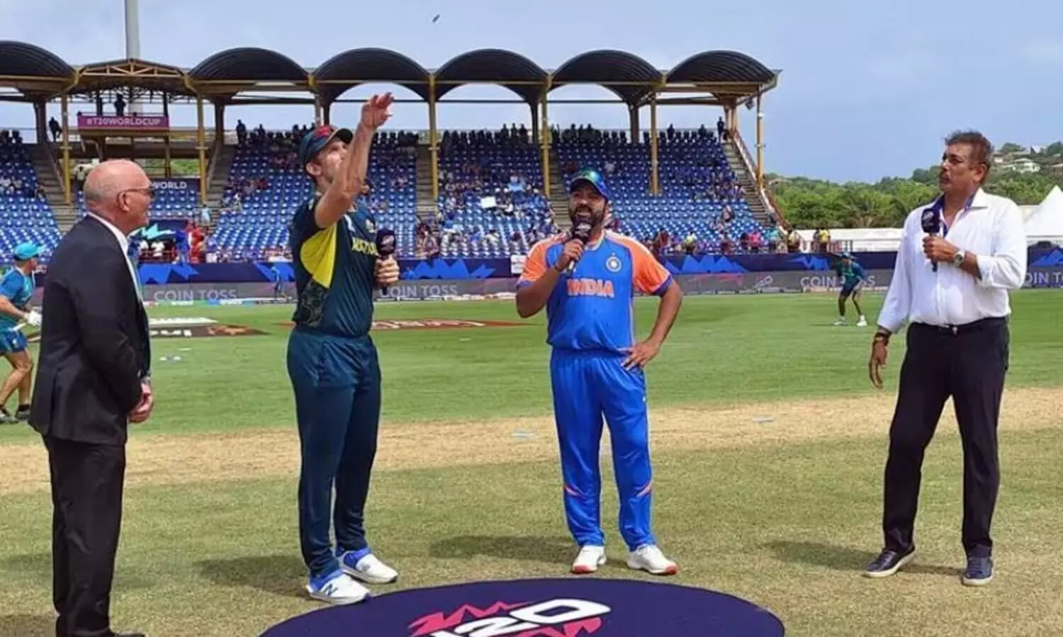 ടി20 ലോകകപ്പ്: ആസ്ട്രേലിയക്ക് ടോസ്, ഇന്ത്യയെ ബാറ്റിങ്ങിനയച്ചു