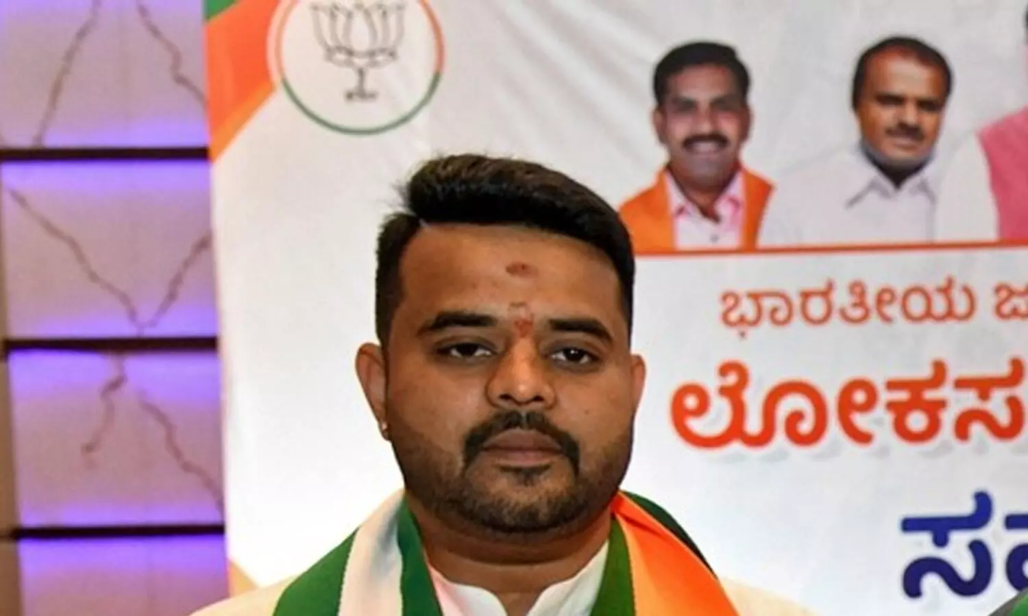 പ്രജ്വൽ രേവണ്ണക്കെതിരെ ഒരു ലൈംഗികാതിക്രമ കേസ് കൂടി രജിസ്റ്റർ ചെയ്തു; മുൻ ബി.ജെ.പി എം.എൽ.എയും പ്രതി