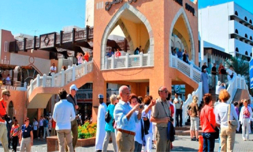 ഒ​മാ​നി​ലെ ഇ​ന്ത്യ​ക്കാ​രു​ടെ എ​ണ്ണ​ത്തി​ൽ നാ​ല്​ ശ​ത​മാ​ന​ത്തി​ന്‍റെ കു​റ​വ്​