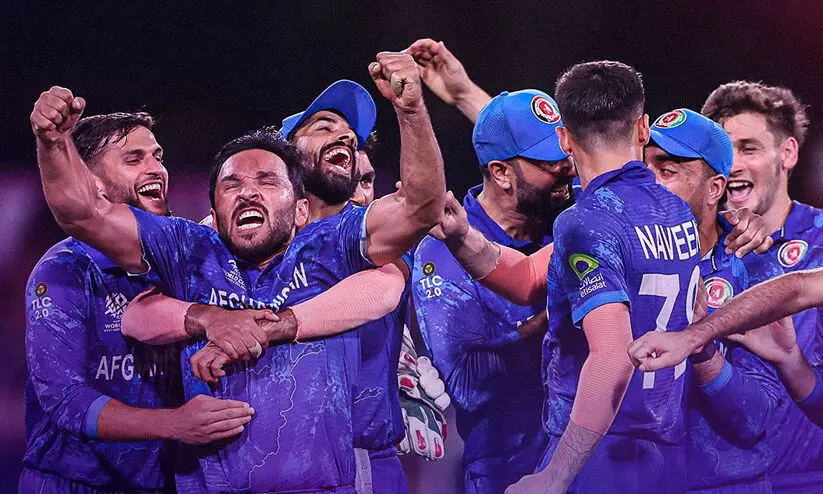 അഫ്ഗാൻ ചരിത്രം! ത്രില്ലർ പോരിൽ ബംഗ്ലാദേശിനെ വീഴ്ത്തി സെമിയിൽ; ആസ്ട്രേലിയ പുറത്ത് അഫ്ഗാൻ ചരിത്രം! ത്രില്ലർ പോരിൽ ബംഗ്ലാദേശിനെ വീഴ്ത്തി സെമിയിൽ; ആസ്ട്രേലിയ പുറത്ത്