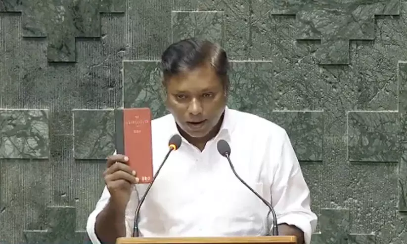 ന്യൂനപക്ഷങ്ങൾക്കും ദലിതുകൾക്കും ആദിവാസികൾക്കുമെതിരായ അതിക്രമങ്ങൾക്കെതിരെ മുദ്രാവാക്യവുമായി ശശികാന്ത് സെന്തിൽ