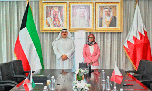 Ahmad Abdulwahab Al-Awadhi And Dr. Jaleela bint Al Sayed Jawad Hassan